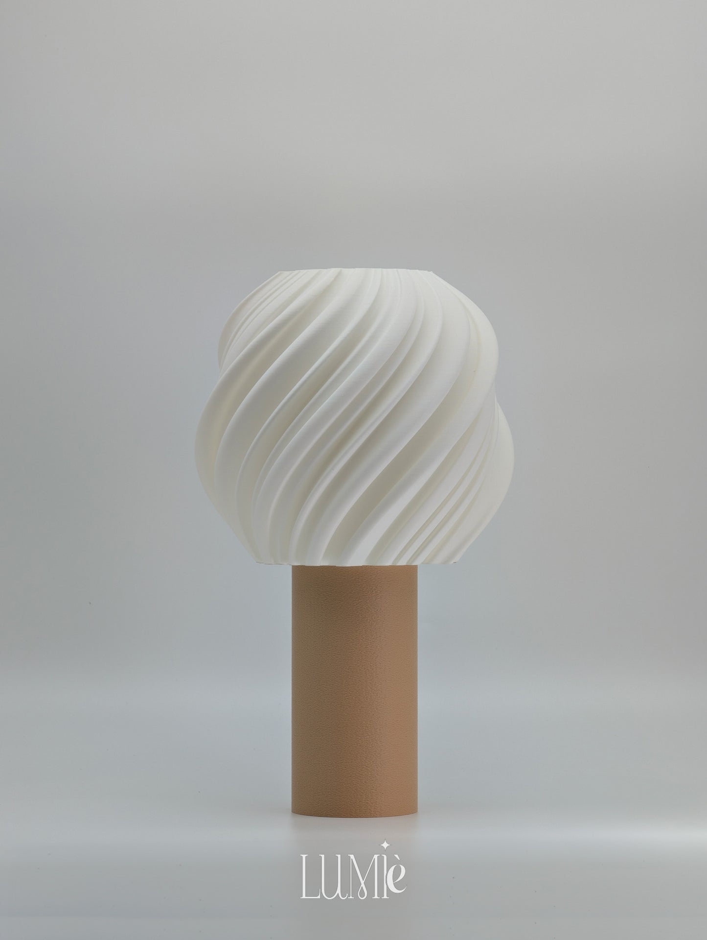 Lumiè Drappo Tall - Eco-friendly Lamp
