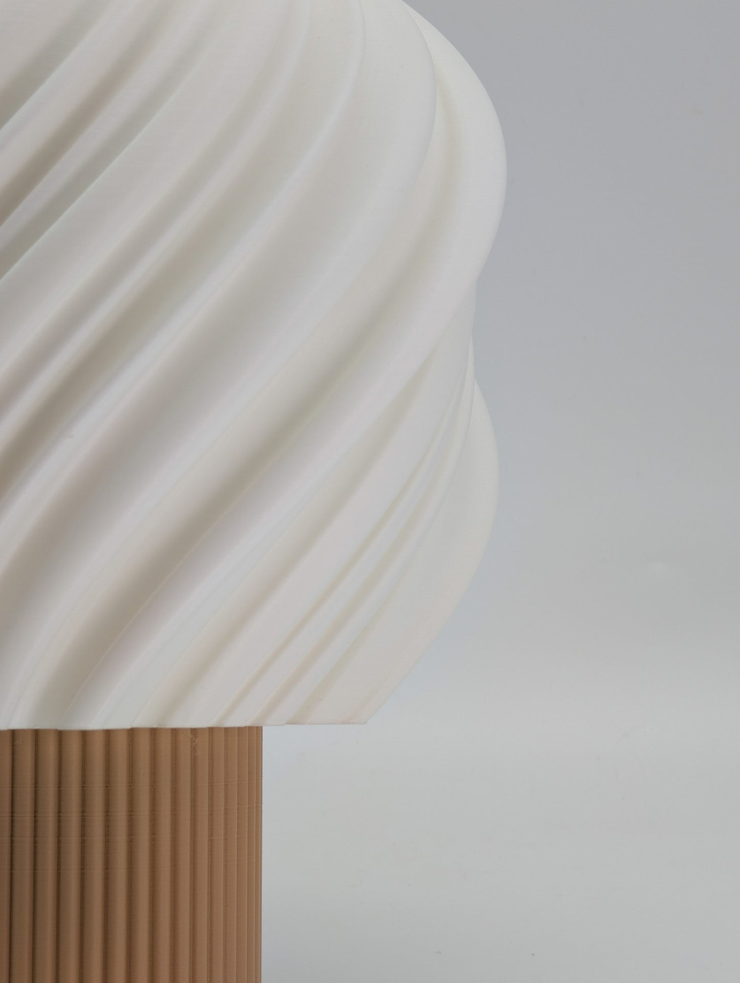 Lumiè Drappo Tall - Eco-friendly Lamp