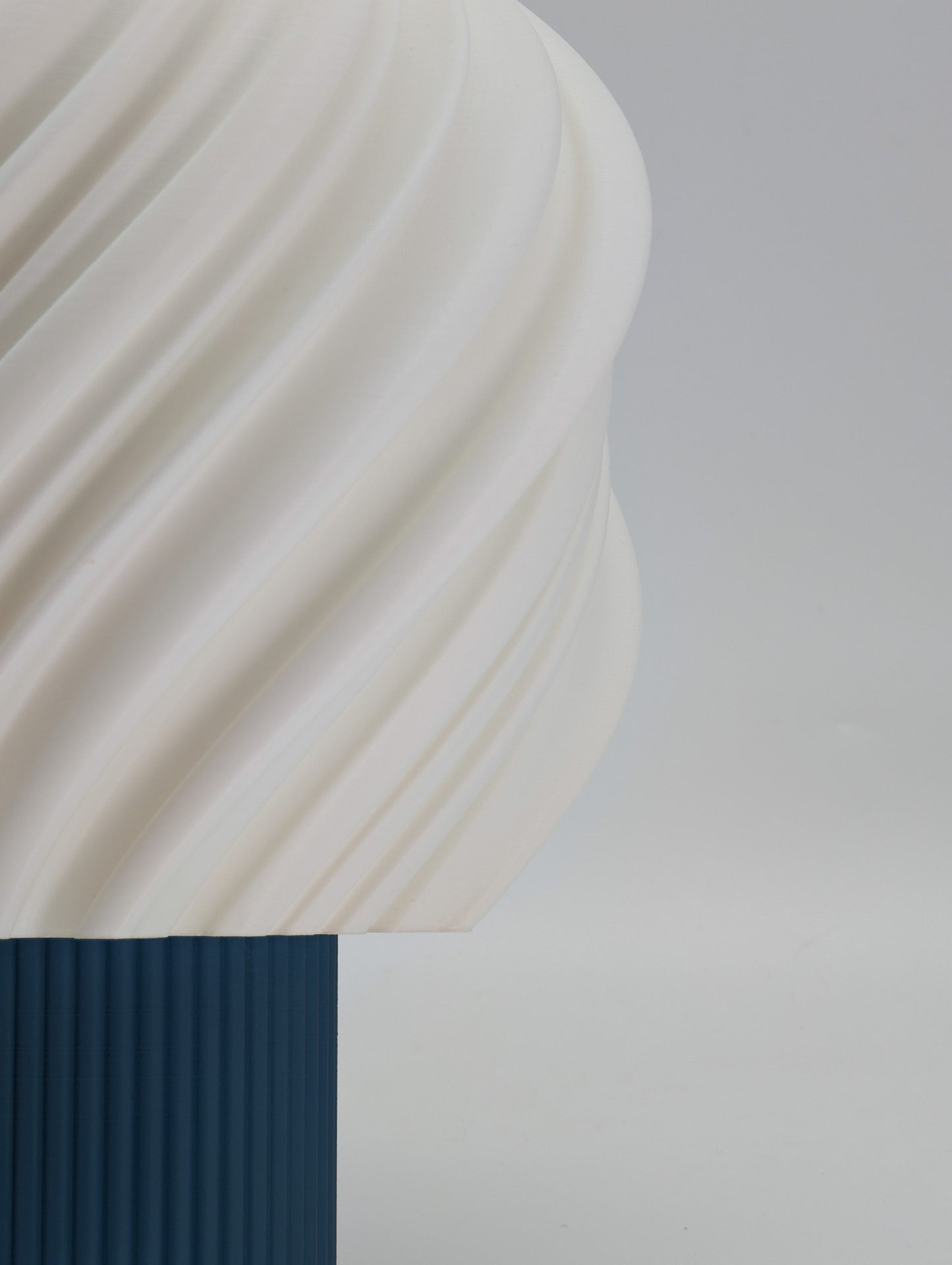 Lumiè Drappo Tall - Eco-friendly Lamp