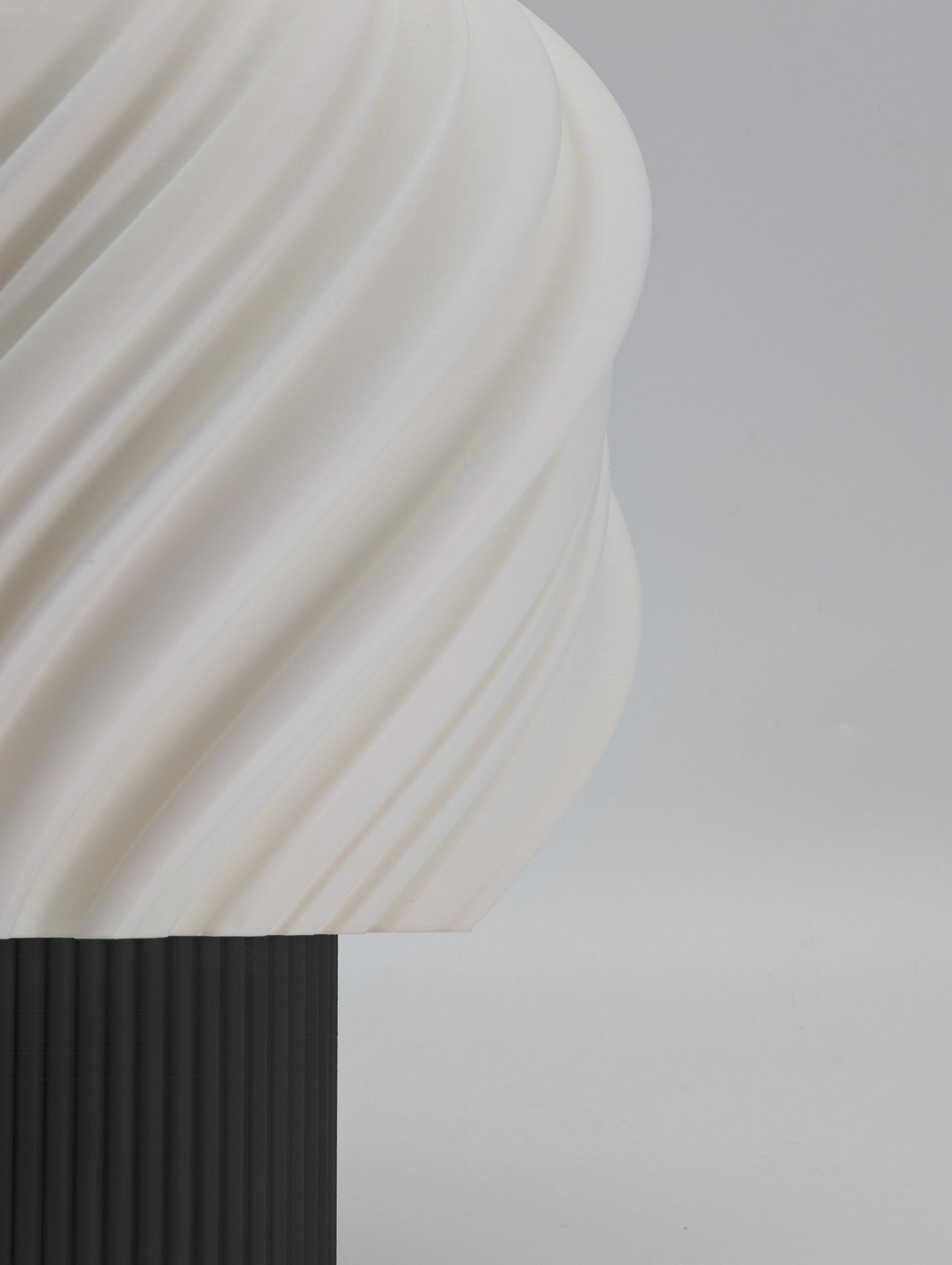 Lumiè Drappo Tall - Eco-friendly Lamp